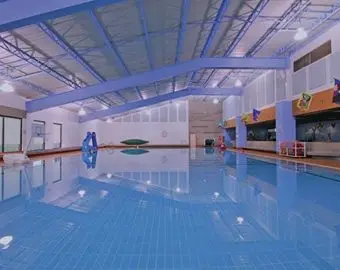 Nicholas Sheran Pool, Lethbridge