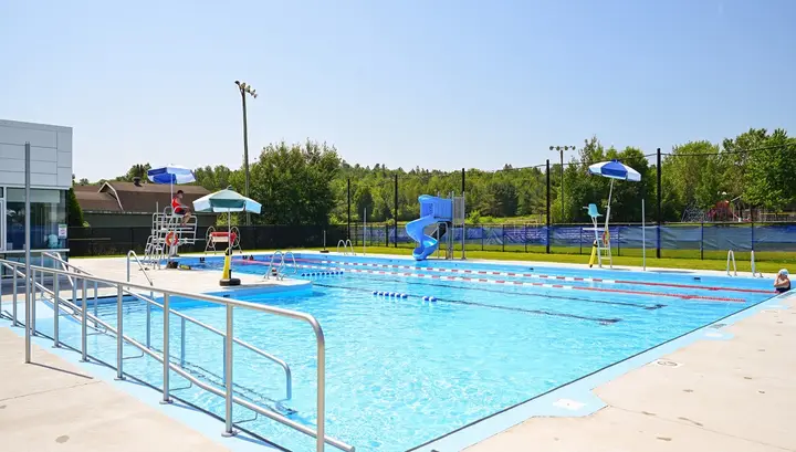 Pool at Parc Paul-Émile-Beaulieu