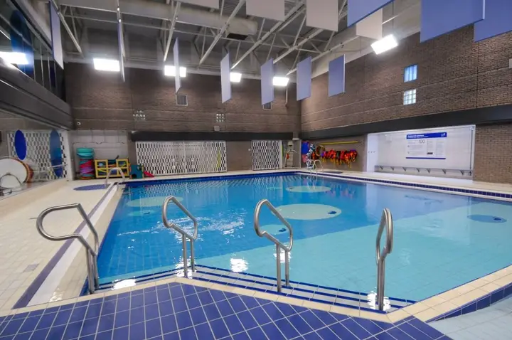 Pool at Piscine Jos.-A.-Lachance