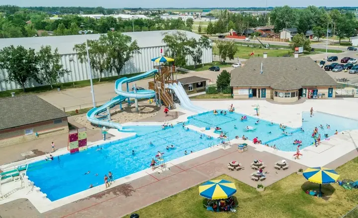 Pool at RCU Aquatic Centre (Winkler)