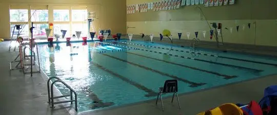 Photo at Piscine du complexe sportif du Collège Sainte-Anne