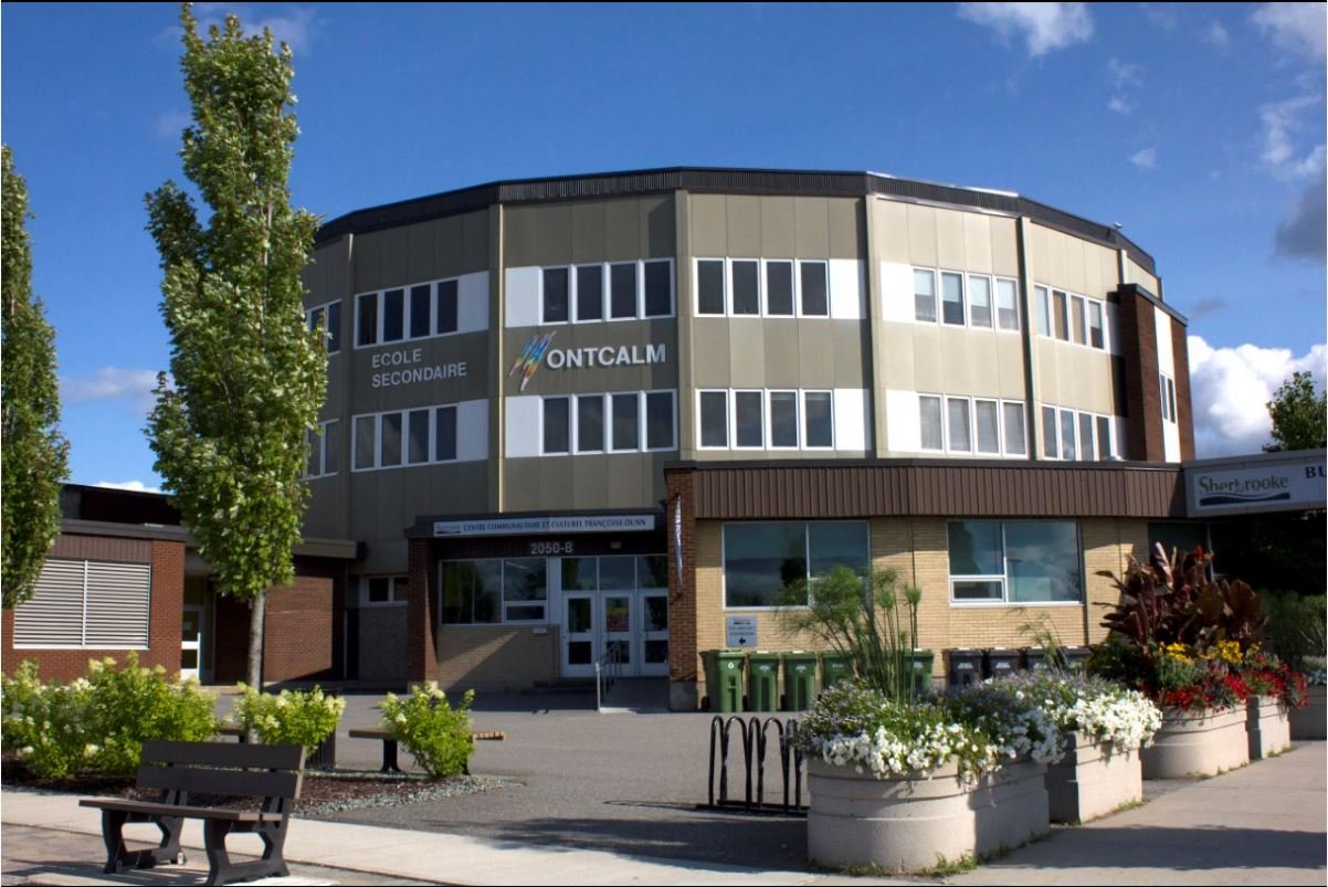 Photo : Piscine intérieure Montcalm
