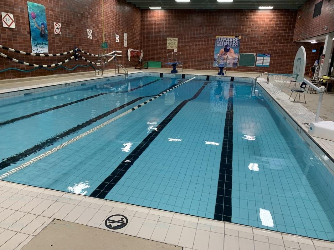 Photo : Piscine Poly-Jeunesse